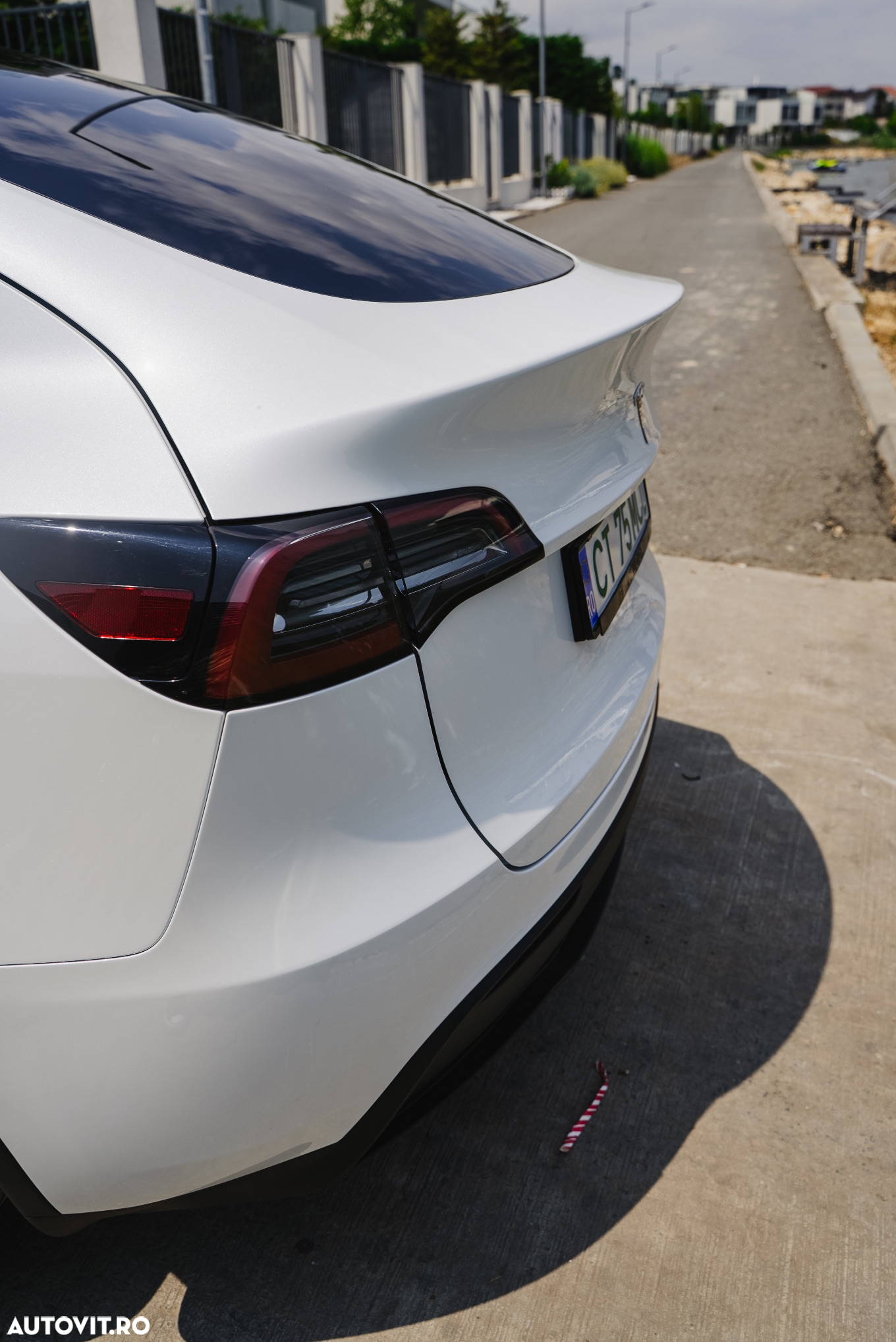 Tesla Model Y AWD Long Range - 10
