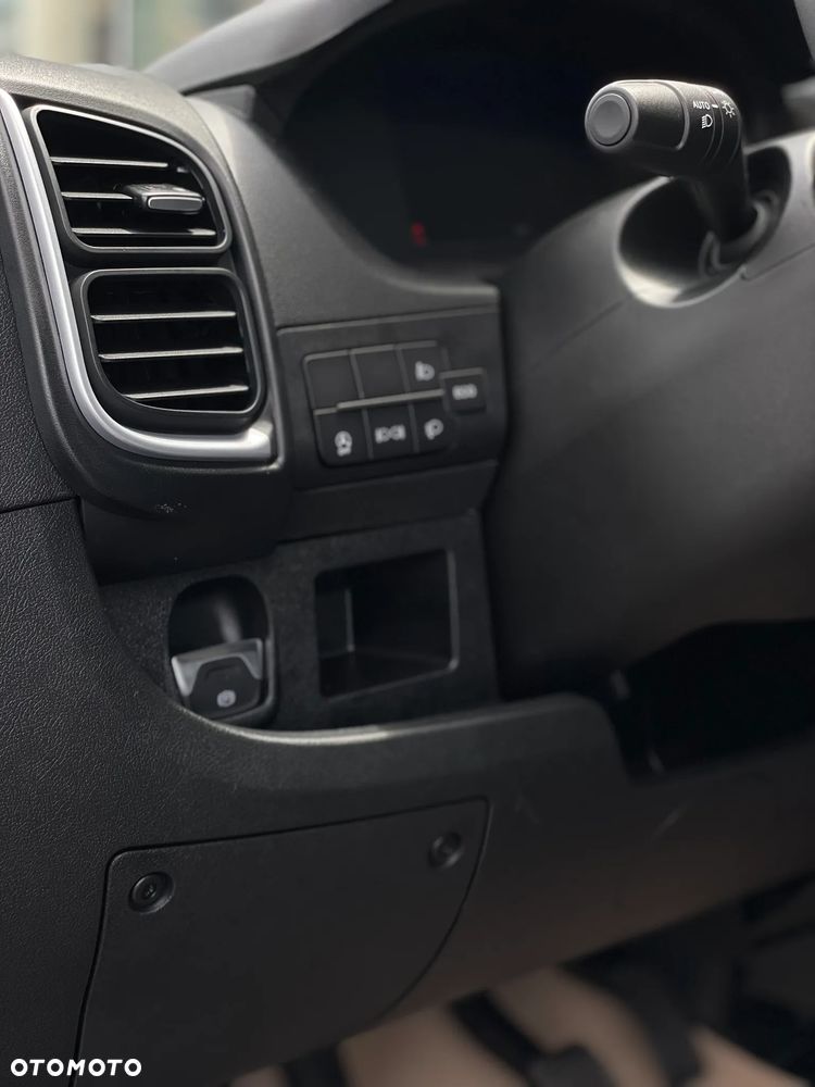 Toyota Proace MAX - 12