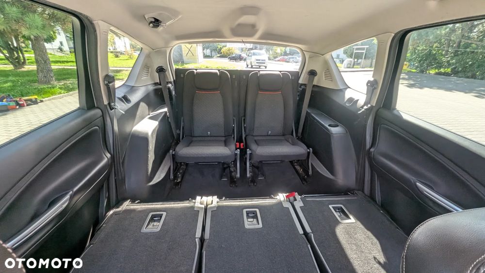 Ford S-Max - 15