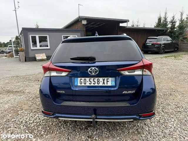 Toyota Auris 1.6 D-4D Design Edition - 8