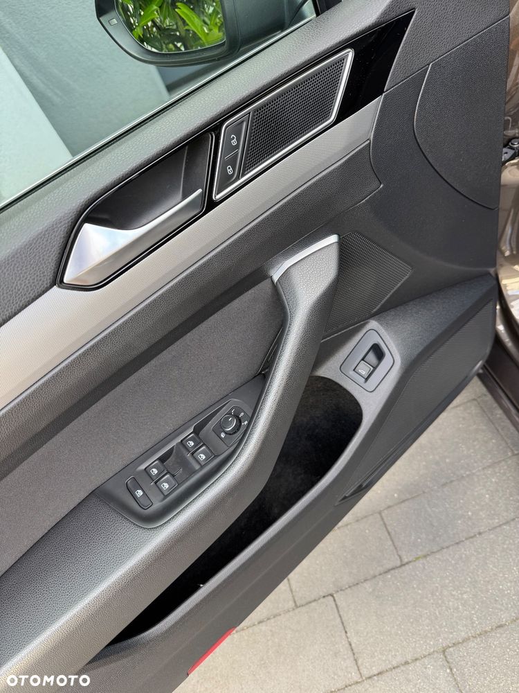 Volkswagen Passat Variant 2.0 TDI BMT SCR 4Mot Comfortline DSG7 - 18