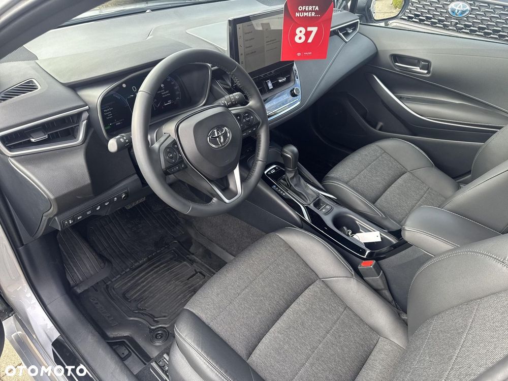 Toyota Corolla 1.8 Hybrid Style - 11