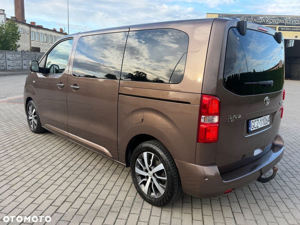 Toyota Proace Verso 2,0-l-D-4D L1 (7-Si.) Autm Executive - 10