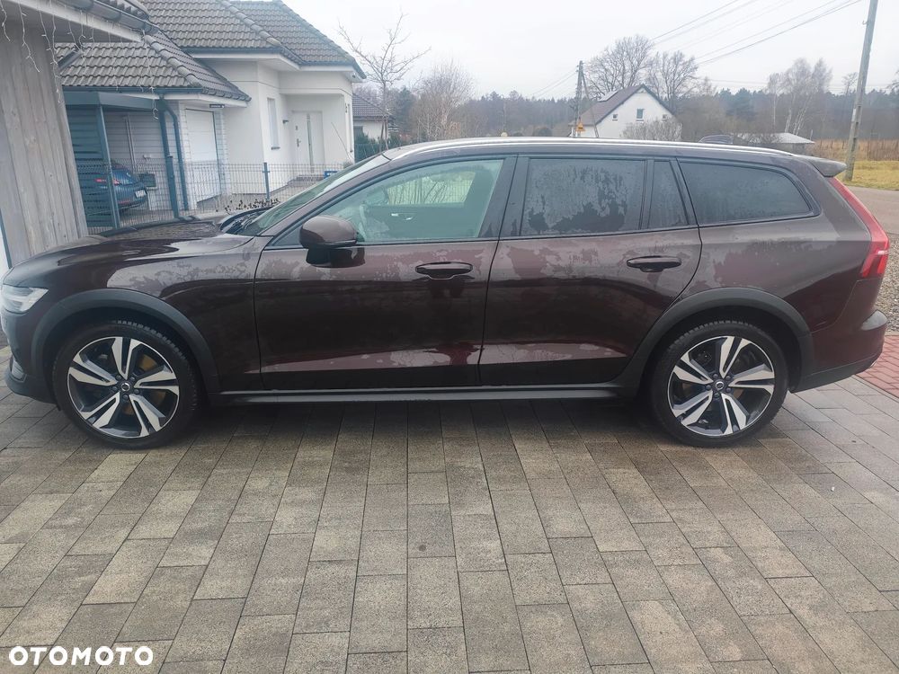 Volvo V60 Cross Country - 2