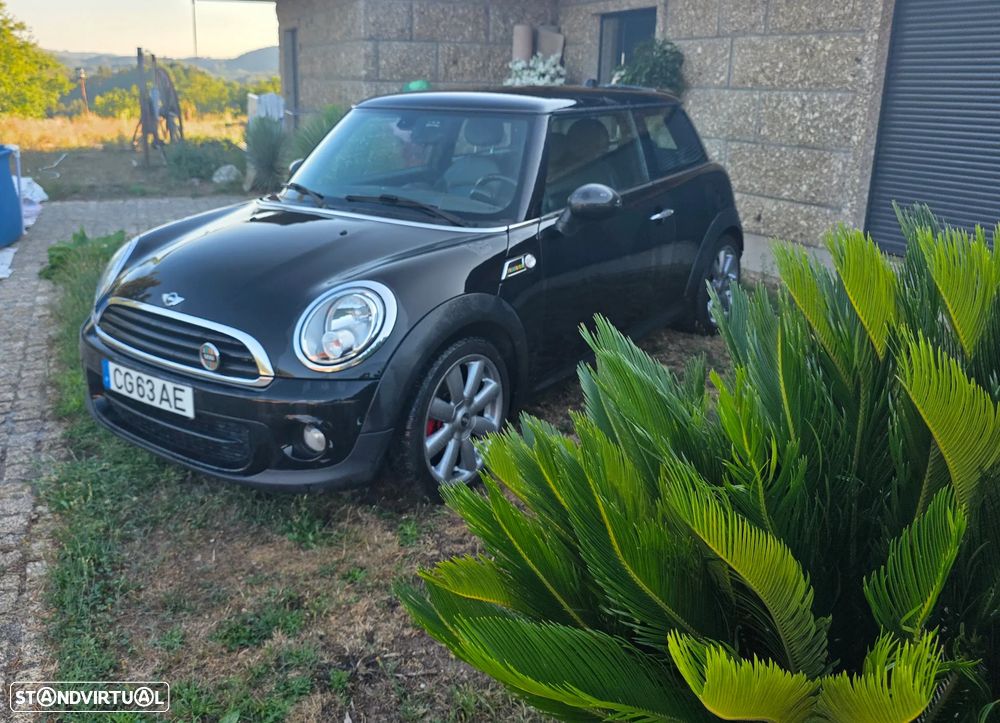 MINI 3 Portas Cooper D - 7