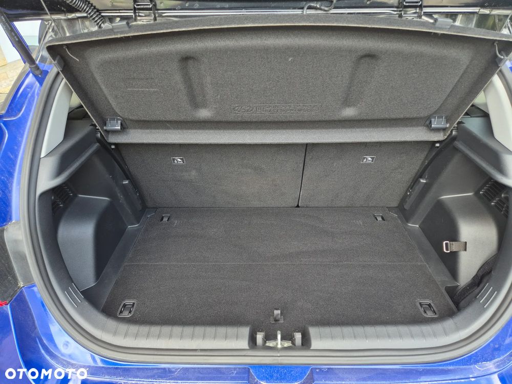 Hyundai i20 blue 1.2 Pure - 22