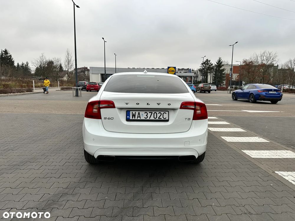 Volvo S60 T5 Drive-E Summum - 9