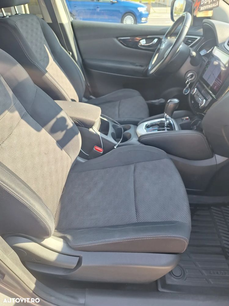 Nissan Qashqai 1.6 DCI Xtronic ACENTA - 10