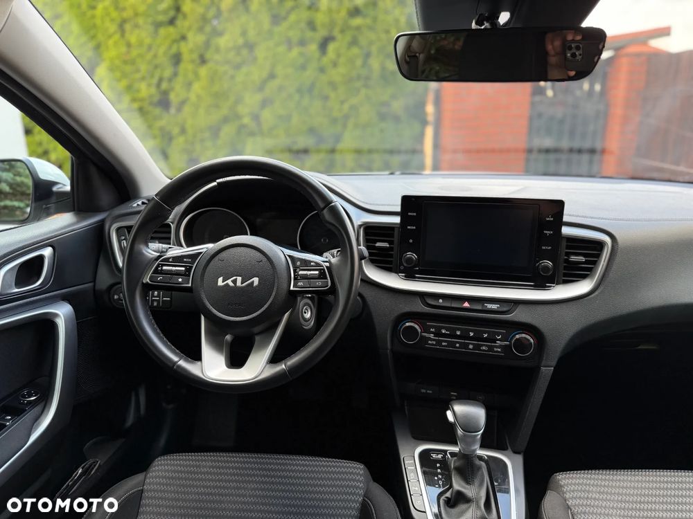 Kia XCeed - 14