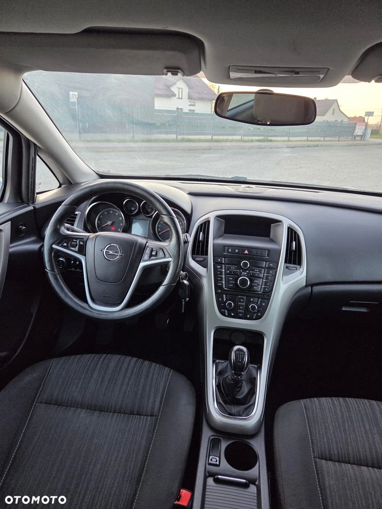 Opel Astra 1.4 ecoFLEX Cosmo - 17