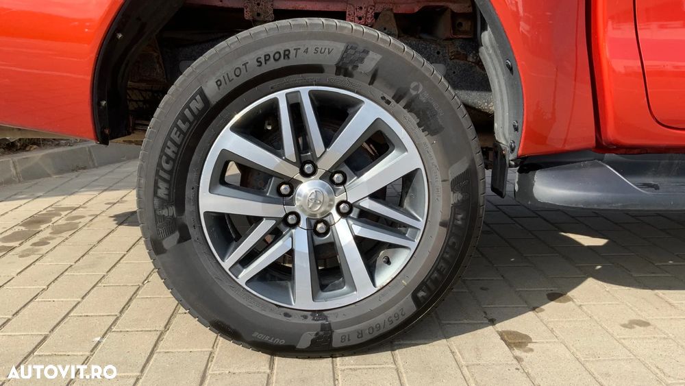 Toyota Hilux 4x4 Double Cab A/T Style - 29