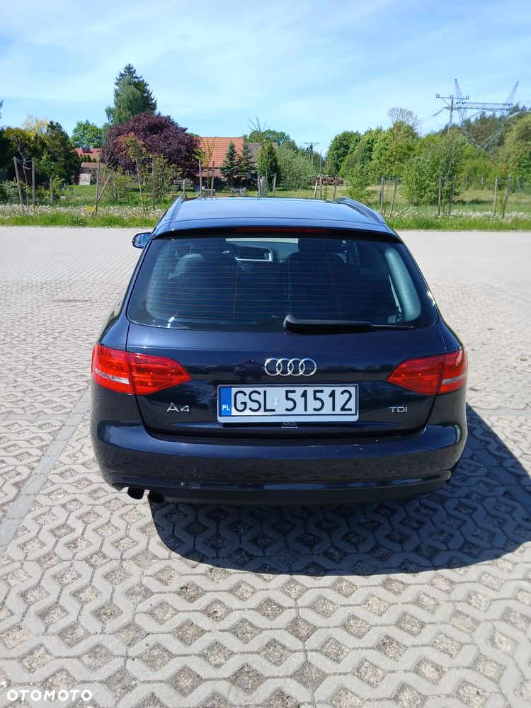 Audi A4 Avant 2.0 TDI DPF Ambiente - 7
