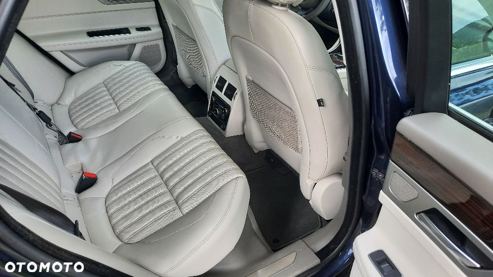 Jaguar XF 3.0 TDV6 Portfolio - 15