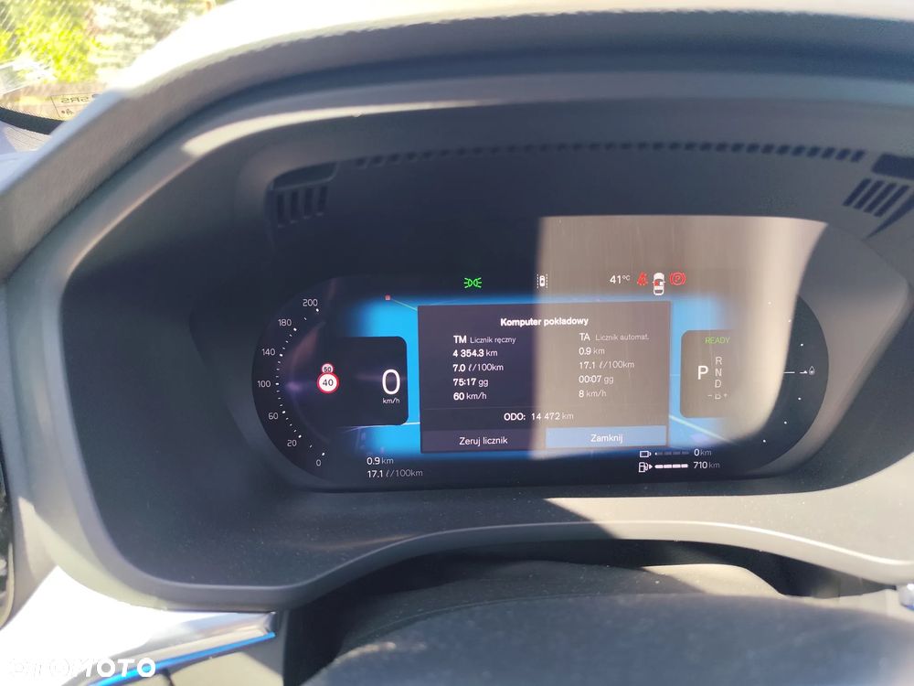 Volvo XC 60 T6 Plug-In Hybrid AWD Plus Black Edition - 21