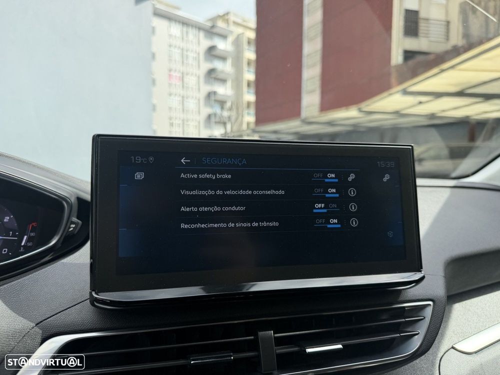 Peugeot 5008 1.2 PureTech Allure Pack EAT8 - 59