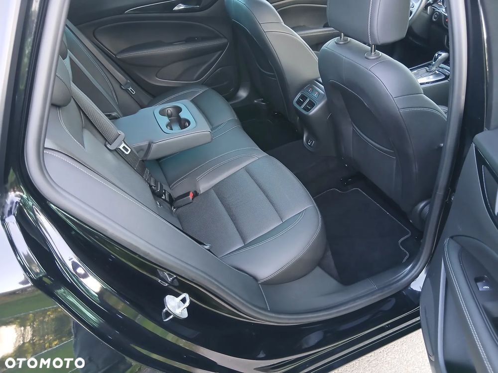 Opel Insignia 2.0 BiTurbo D 4x4 Automatik Ultimate Exclusive - 11