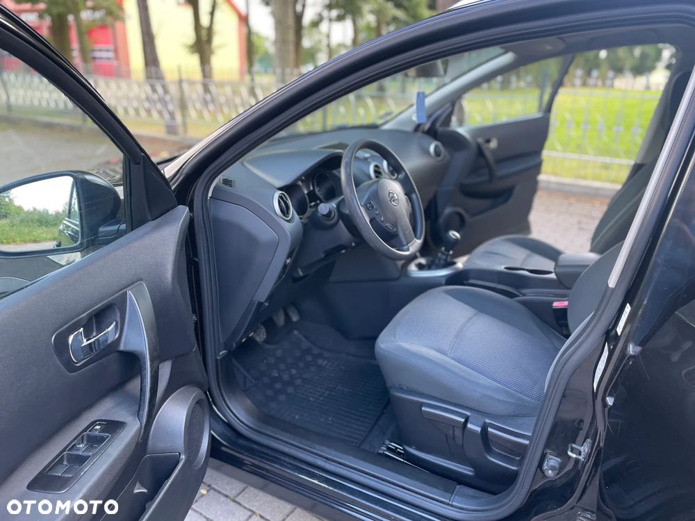 Nissan Qashqai+2 - 11