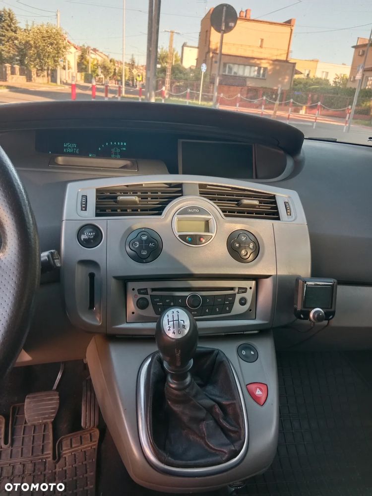Renault Scenic - 5