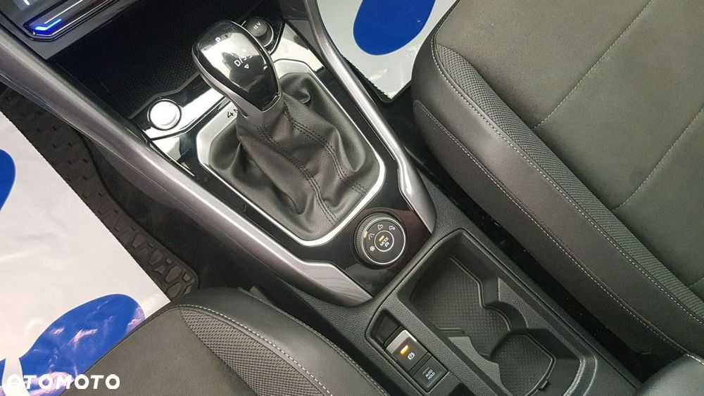 Volkswagen T-Roc - 26