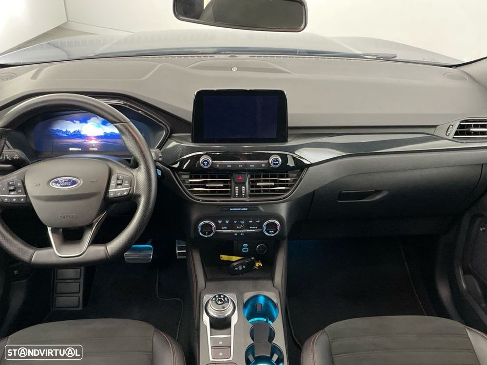 Ford Kuga 2.5 PHEV ST-Line — fotografia 10