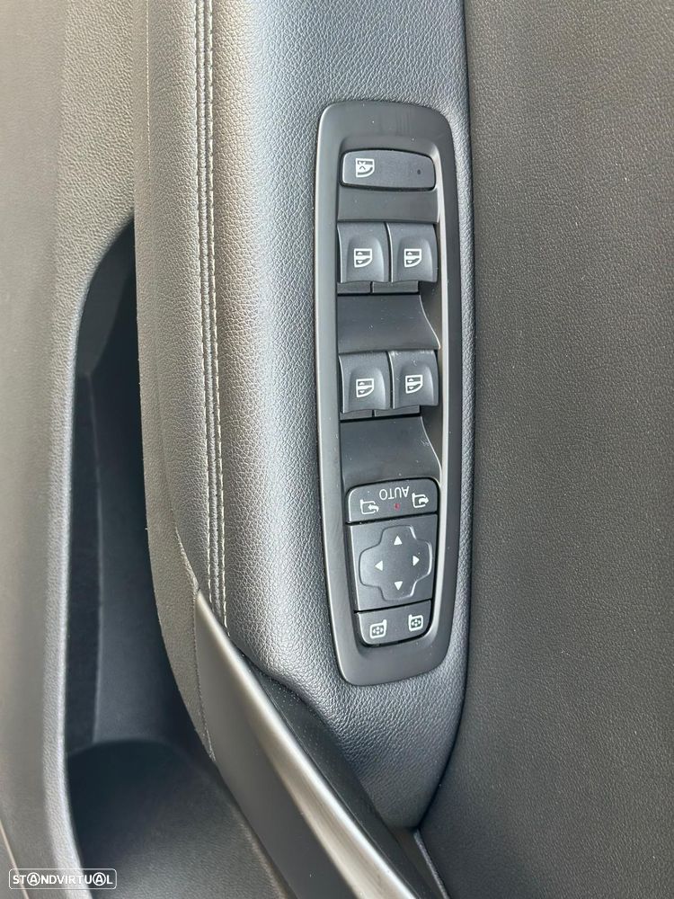 Renault Mégane ENERGY dCi 110 EDC LIMITED - 15
