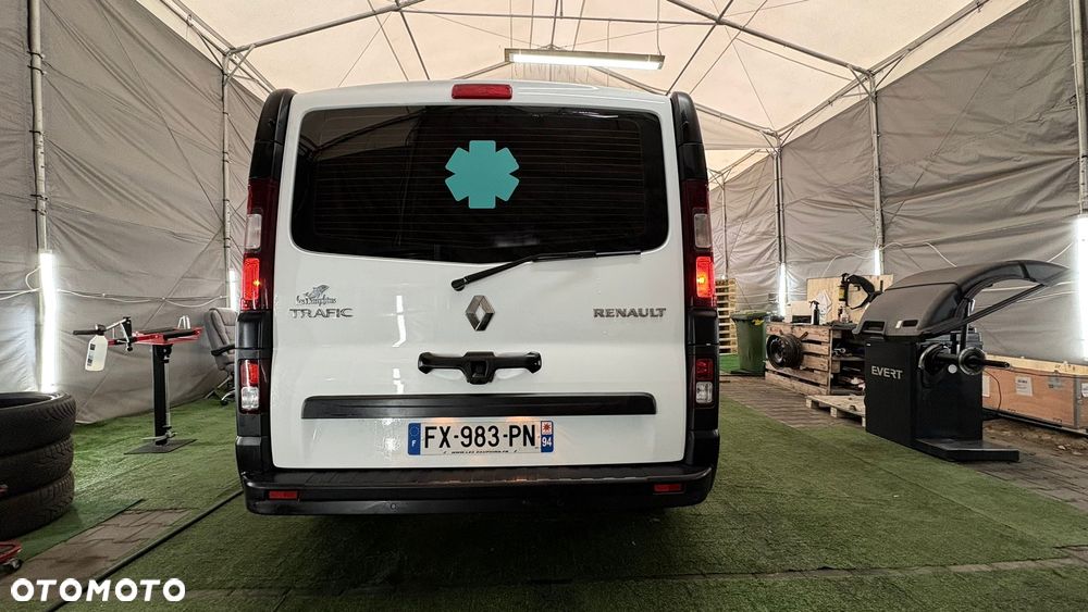 Renault Trafic - 18