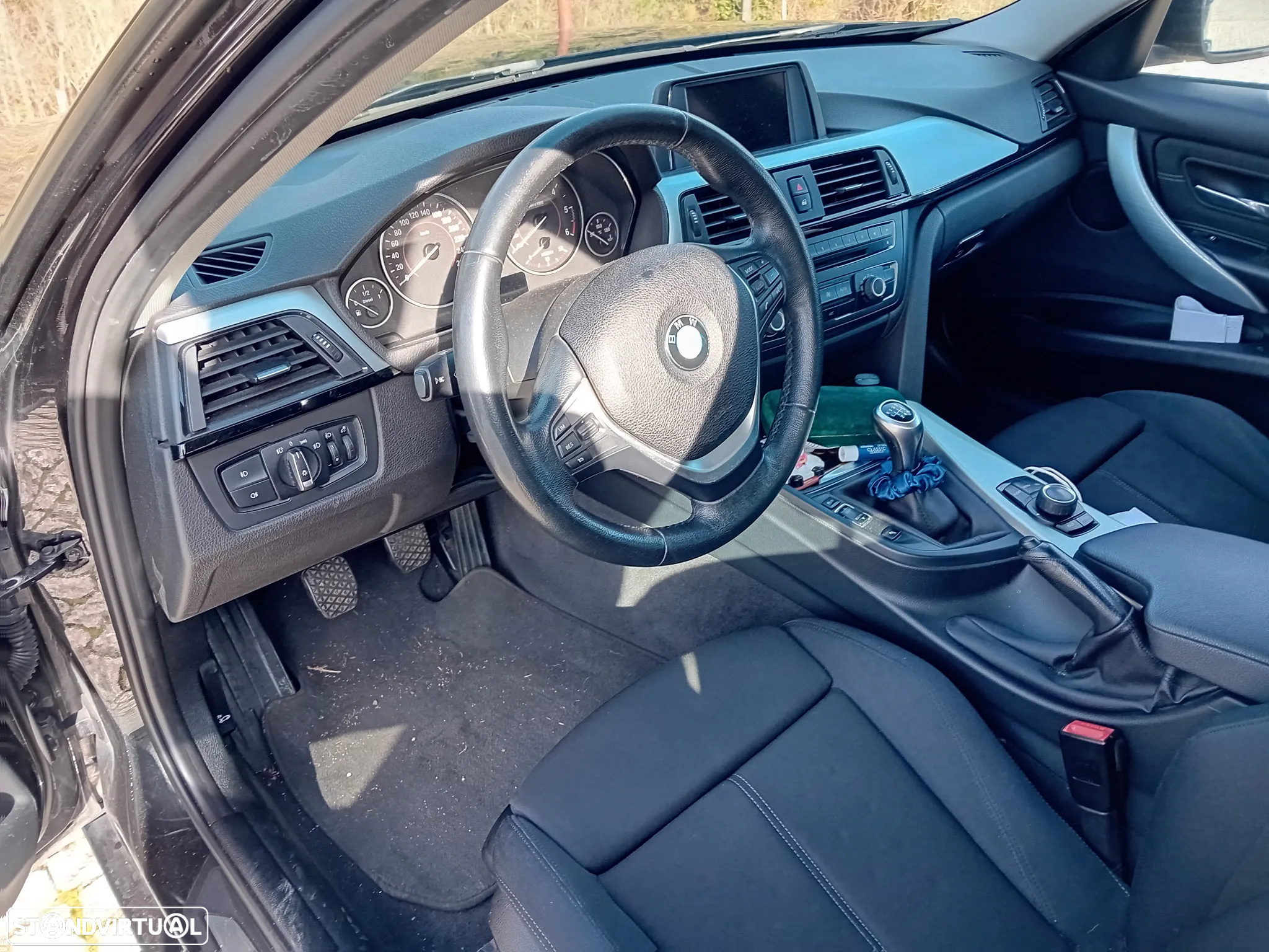 BMW 318 d Line Sport - 5