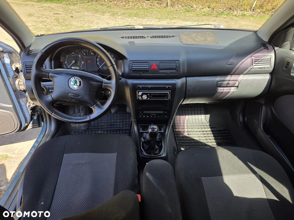 Skoda Octavia 1.9 TDI Ambiente - 9