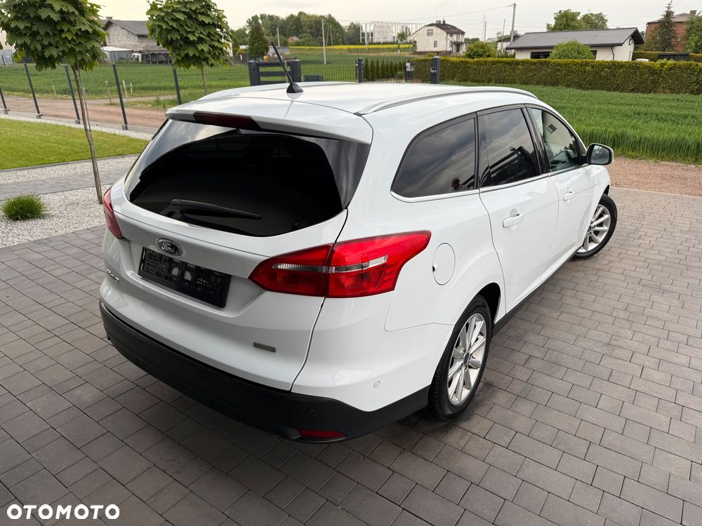 Ford Focus - 8