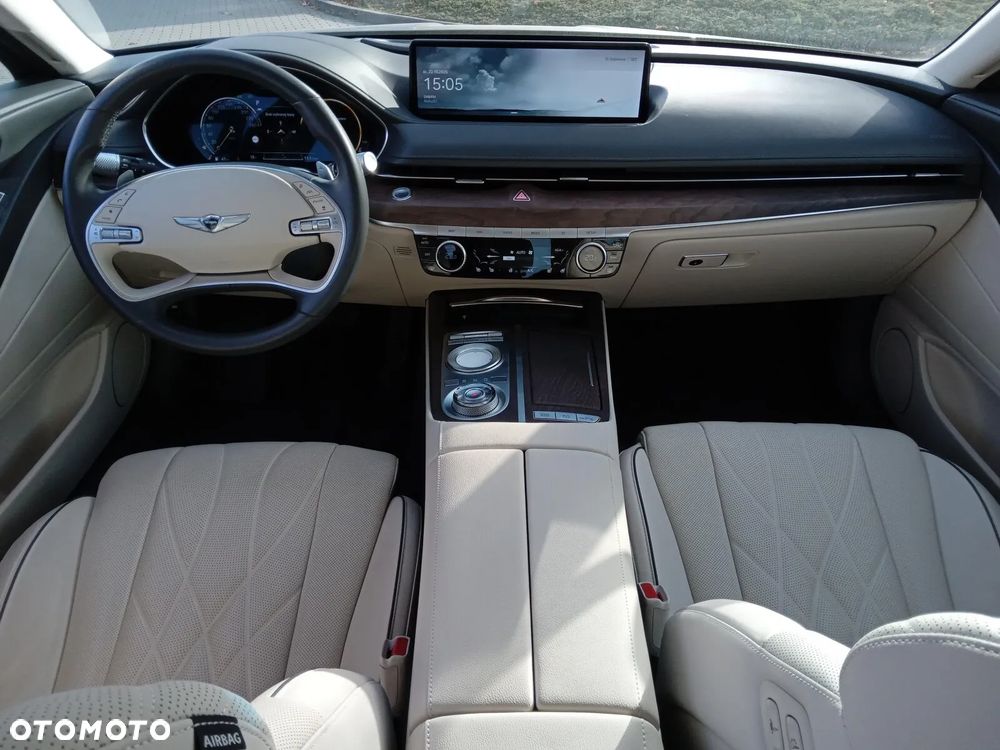 Genesis G80 - 12