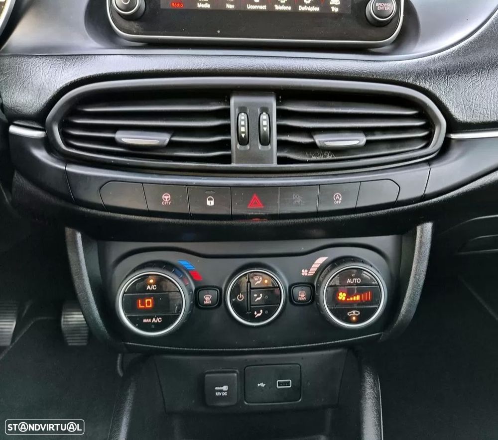 Fiat Tipo Station Wagon 1.3 M-Jet Lounge Tech - 15