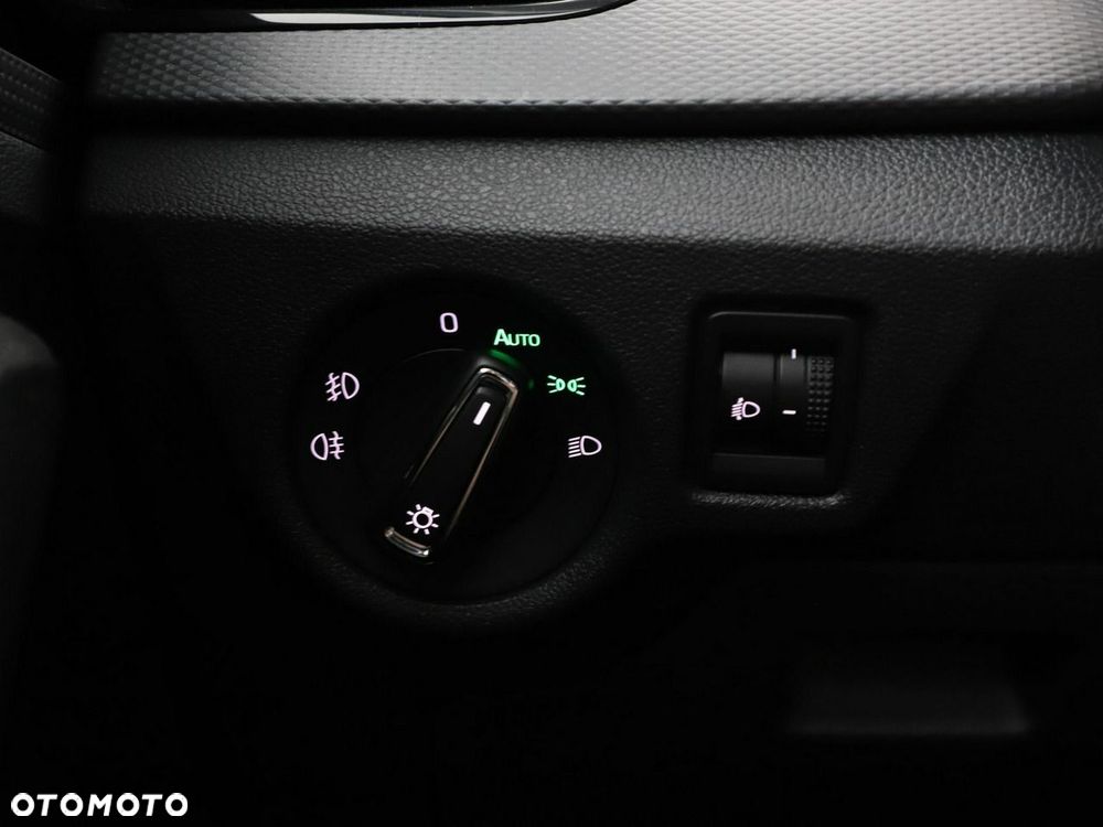 Skoda Scala 1.0 TSI Ambition - 32