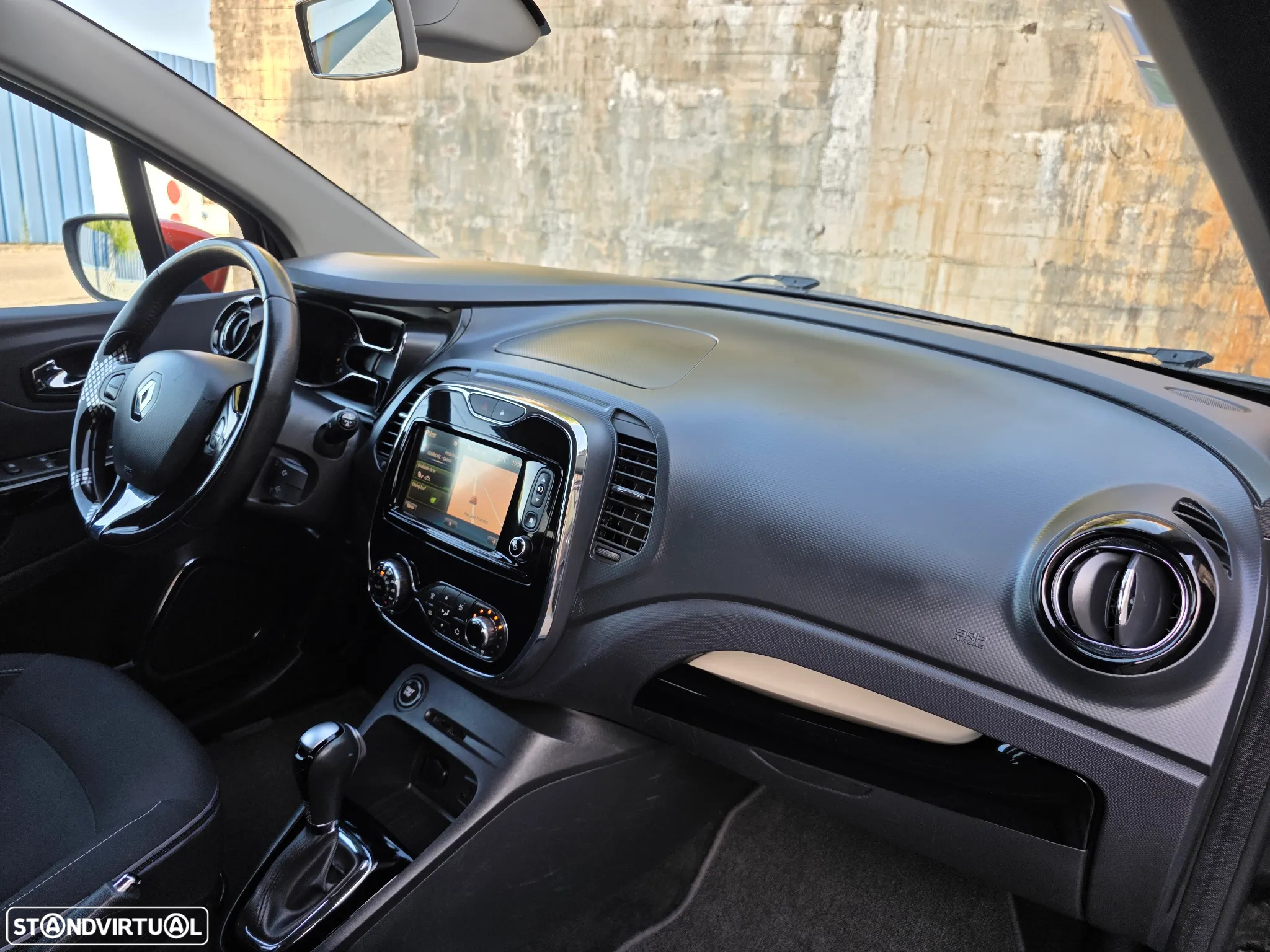 Renault Captur 1.5 dCi Exclusive EDC - 16