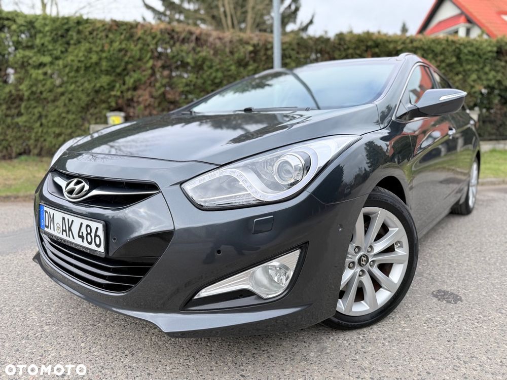 Hyundai i40 Kombi 1.7 CRDi DCT Premium - 4