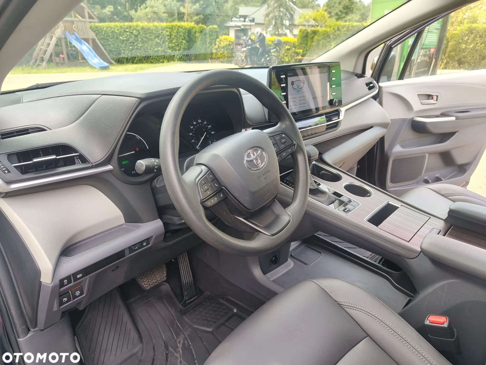 Toyota Sienna - 27