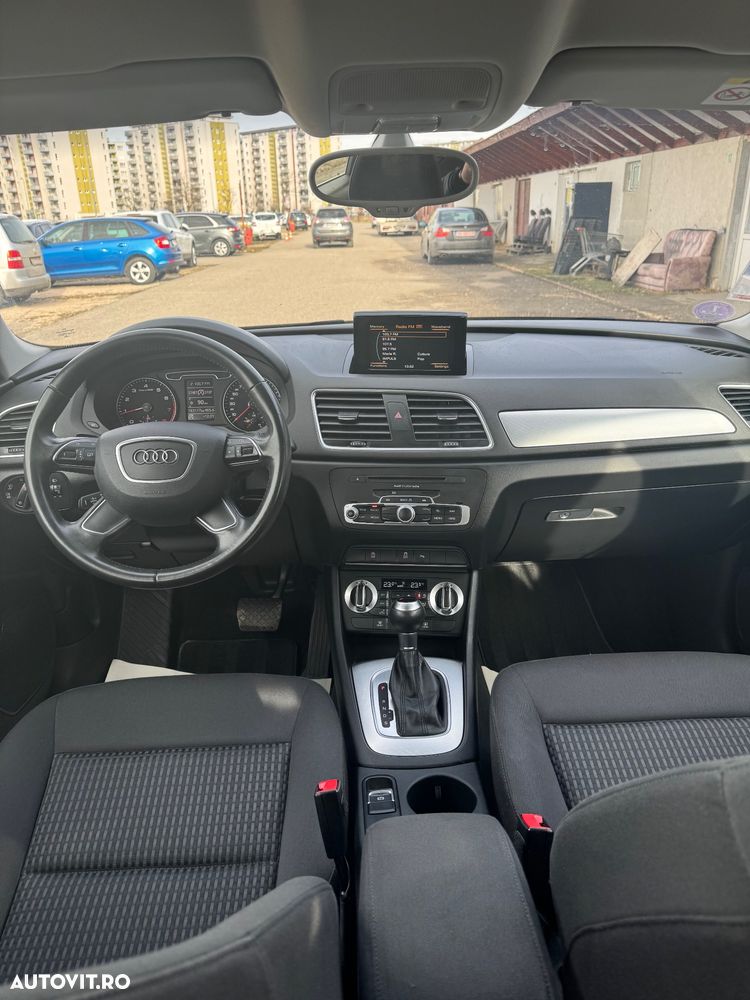 Audi Q3 1.4 TFSI Stronic Design - 7