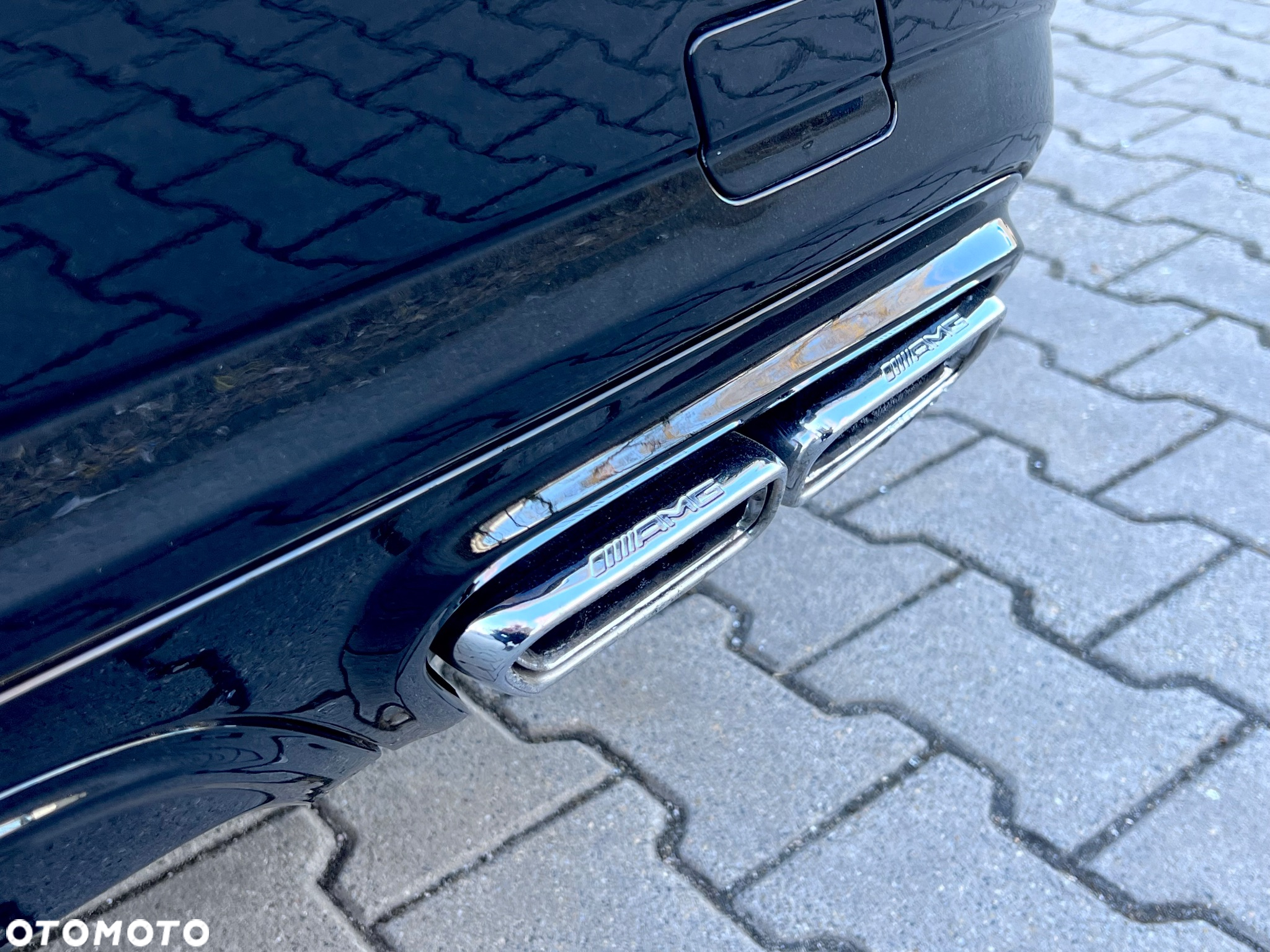 Mercedes-Benz SL 63 AMG AMG Speedshift MCT 7-Gang Sportgetriebe AMG Performance Package - 15