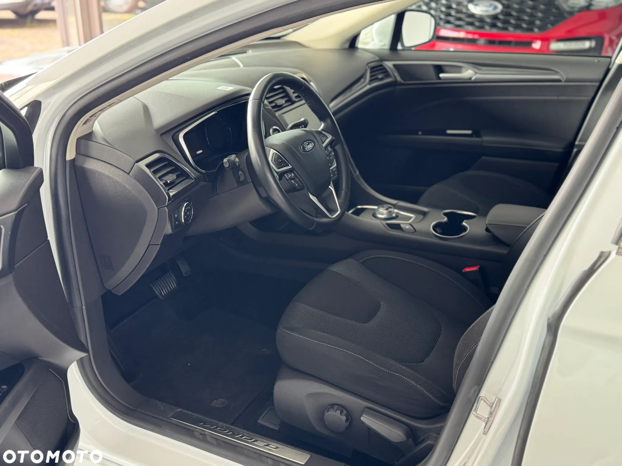 Ford Mondeo 2.0 EcoBlue Titanium - 20
