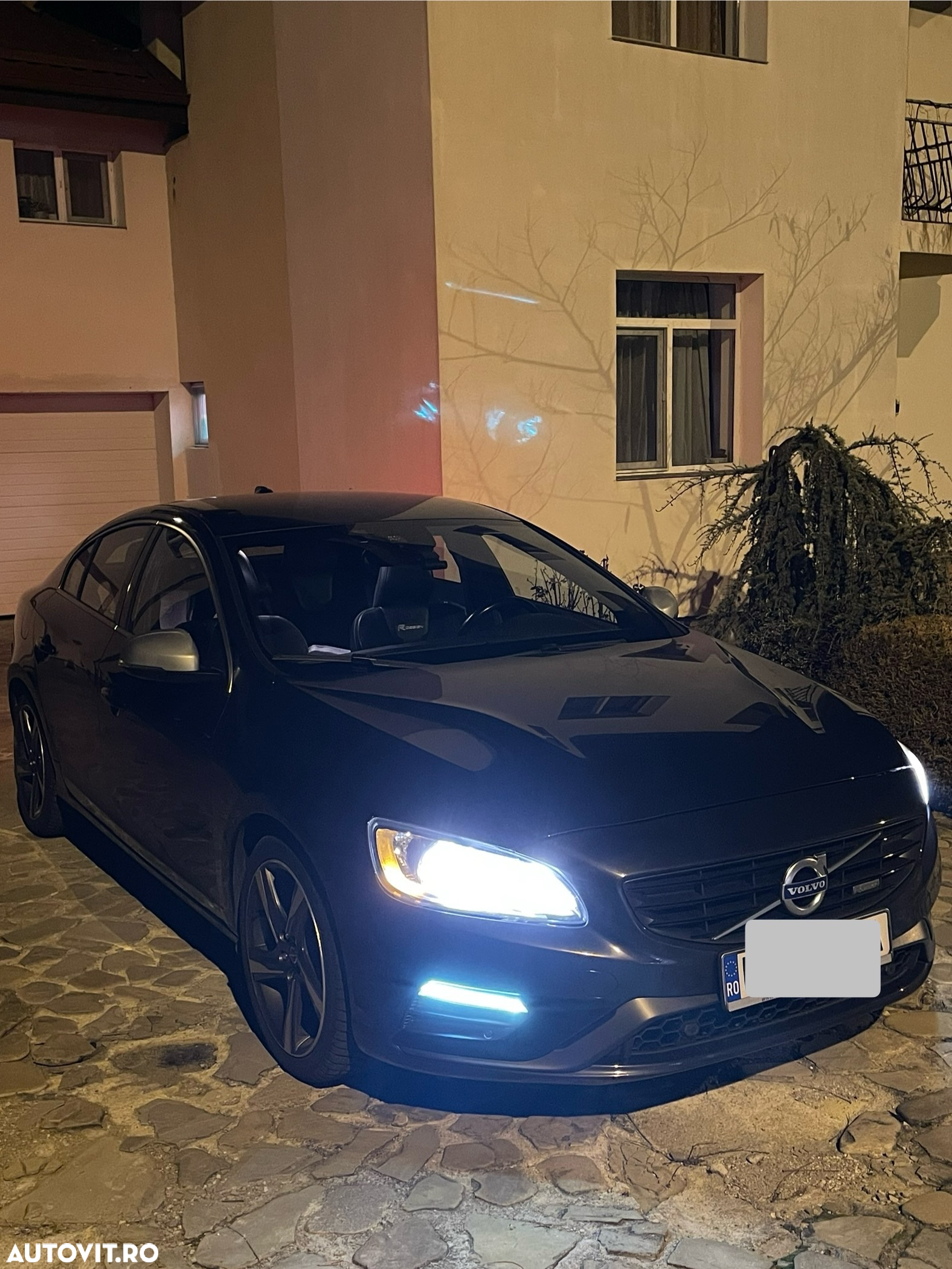 Volvo S60 D2 Start-Stop R-Design - 14
