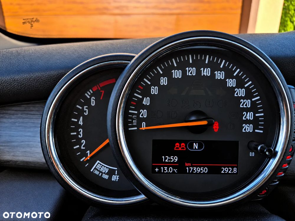 MINI Cooper Standard - 22