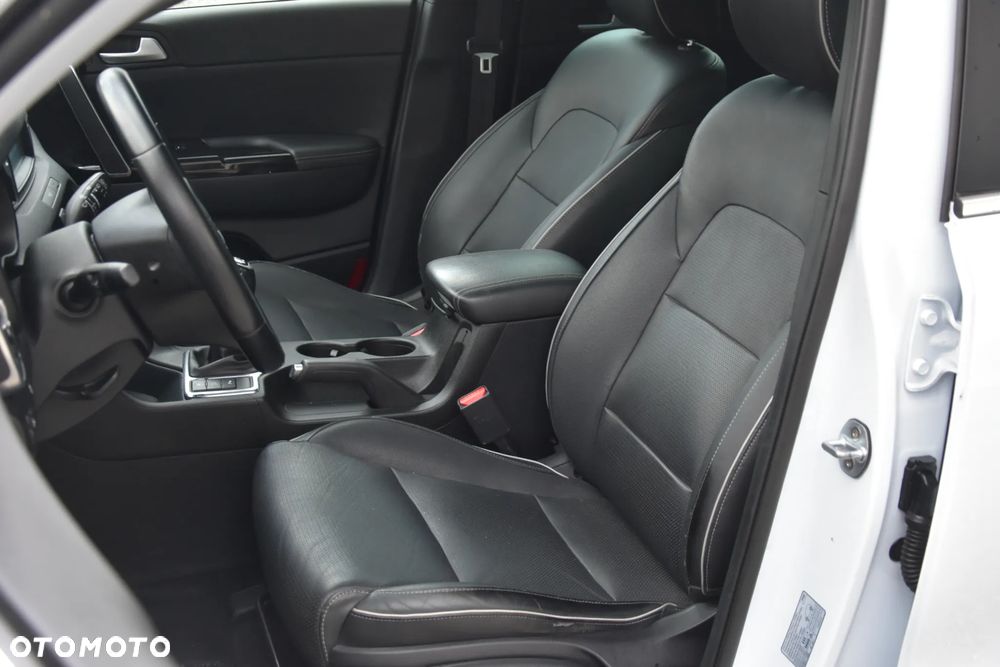 Kia Sportage 2.0 CRDI XL - 21