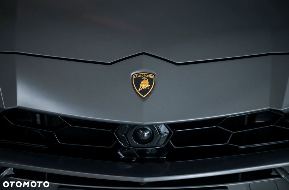 Lamborghini Urus Standard - 8