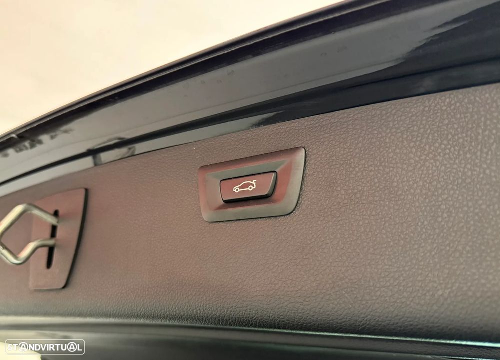 BMW 320 d Auto Pack M - 26