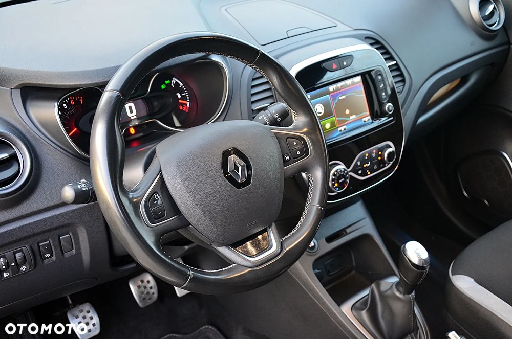 Renault Captur (ENERGY) TCe 90 BOSE EDITION - 16