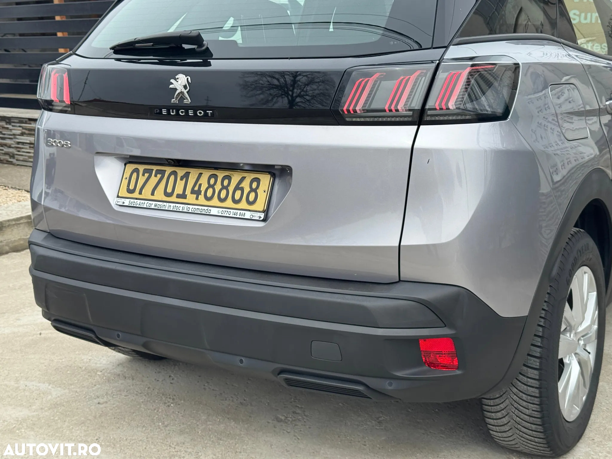 Peugeot 3008 BlueHDi 130 Stop & Start EAT8 Allure - 3