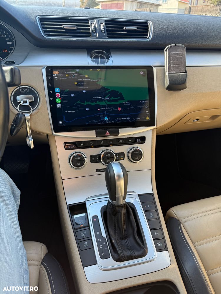 Volkswagen Passat CC - 16