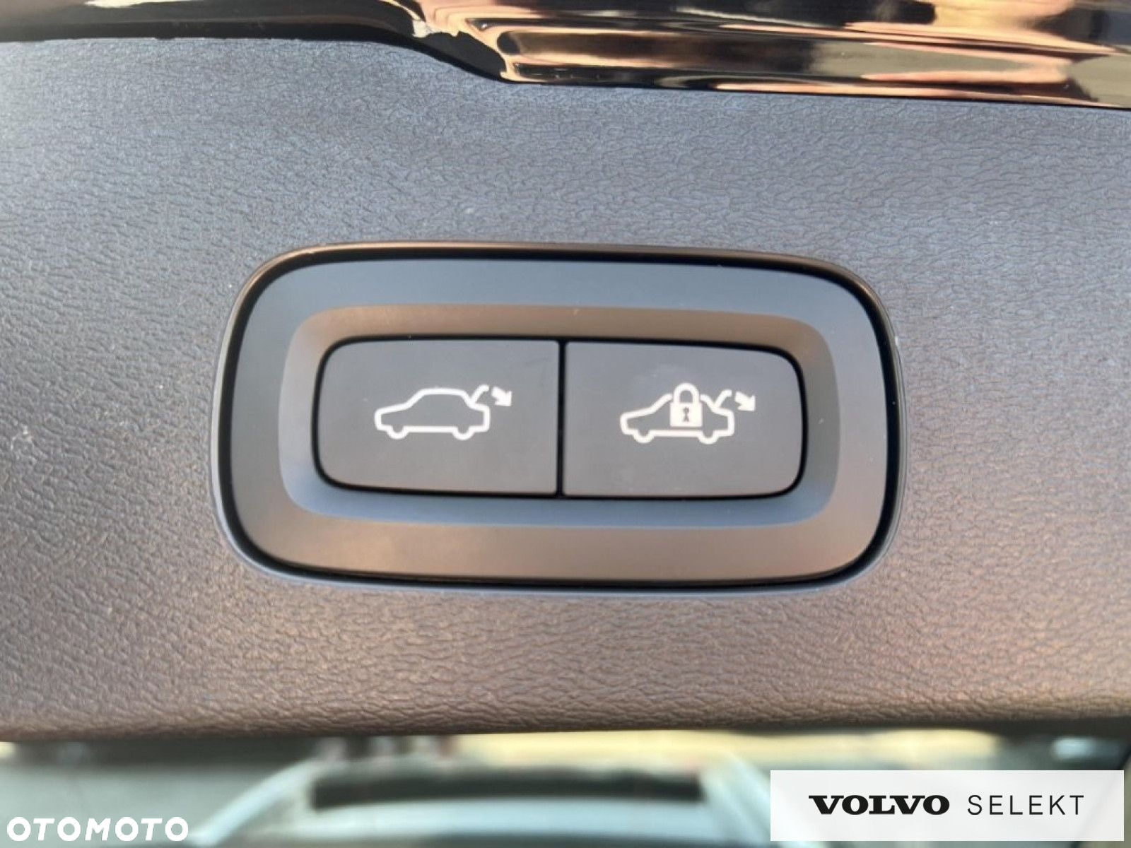 Volvo V60 Cross Country - 35