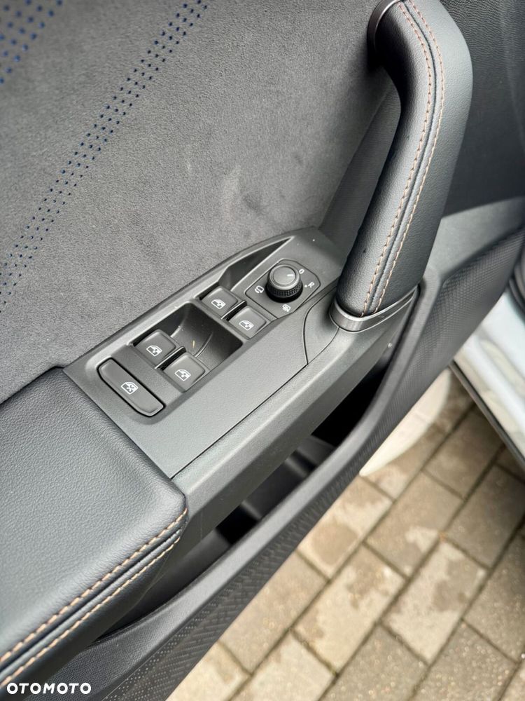 Cupra Formentor 1.5 eTSI mHEV DSG - 17