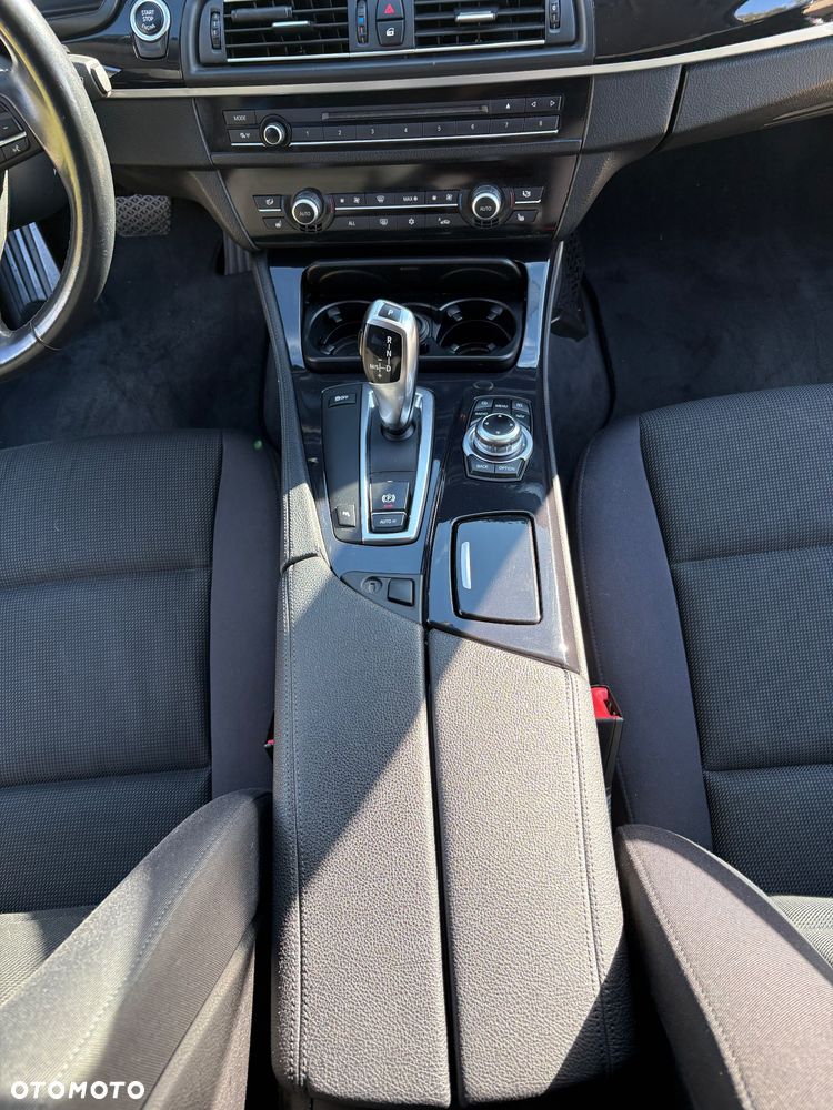 BMW Seria 5 - 22