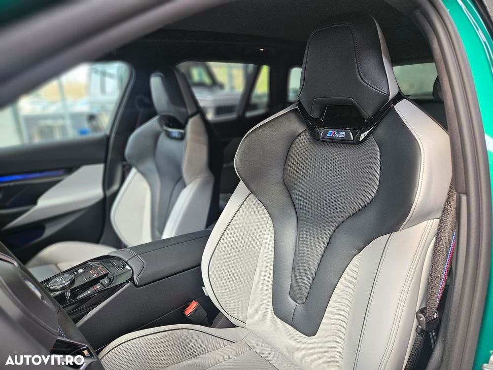 BMW M5 xDrive AT PHEV - 17